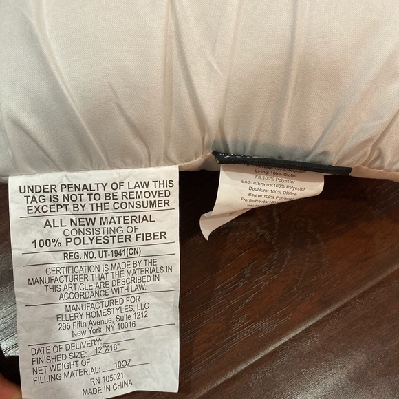 Small white throw pillow - Picture 8 of 10